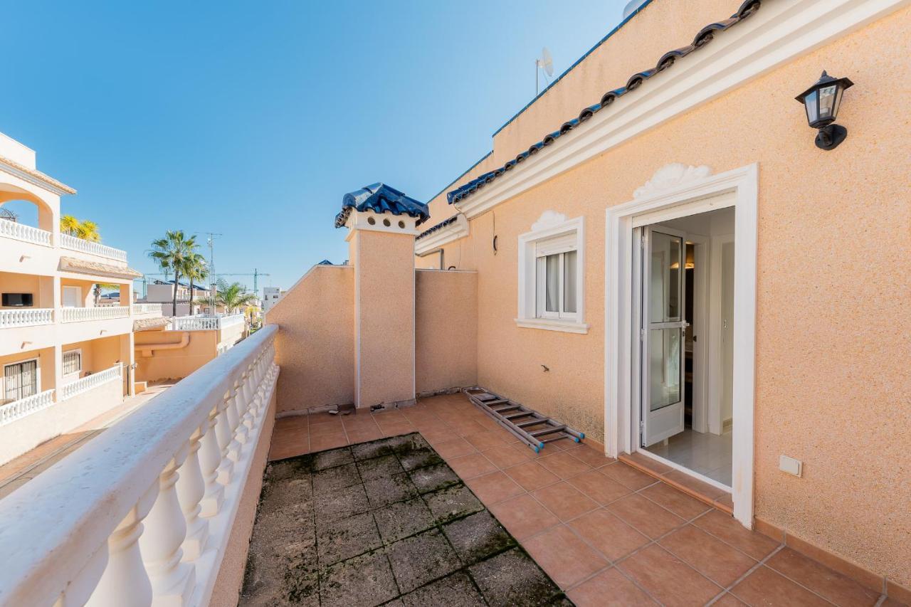 Bungalow La Zenia Cerca De La Playa Orihuela Bagian luar foto