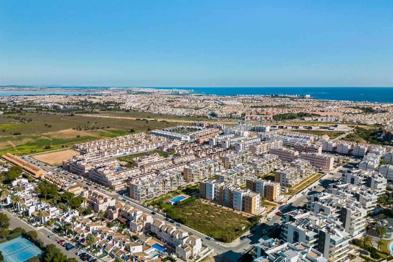 Bungalow La Zenia Cerca De La Playa Orihuela Bagian luar foto