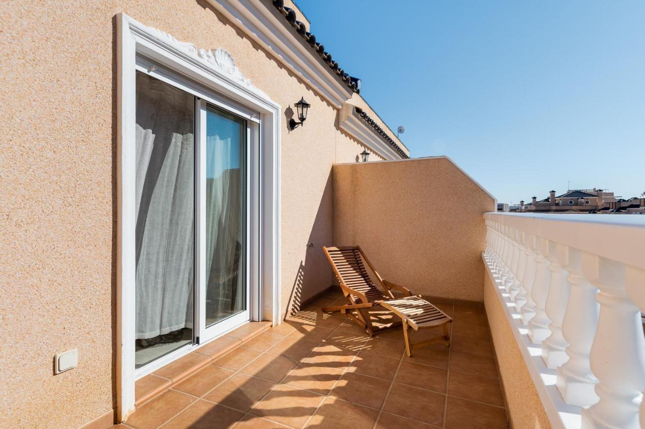 Bungalow La Zenia Cerca De La Playa Orihuela Bagian luar foto