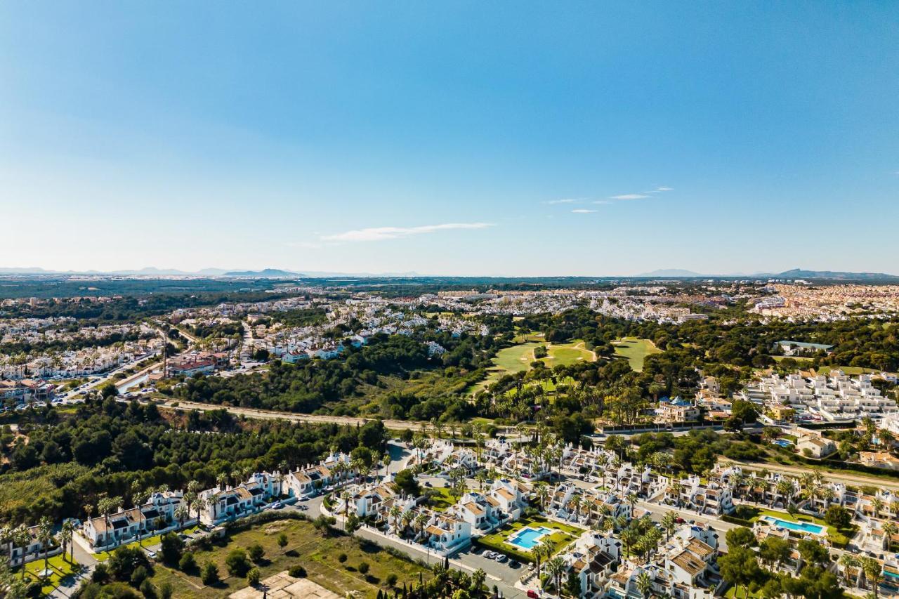 Bungalow La Zenia Cerca De La Playa Orihuela Bagian luar foto