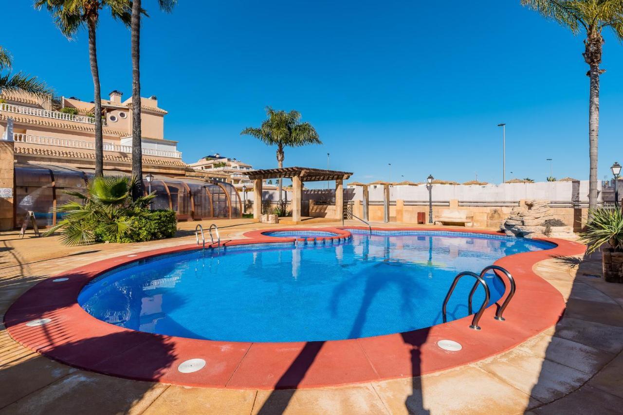 Bungalow La Zenia Cerca De La Playa Orihuela Bagian luar foto